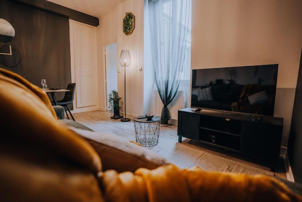 Le Bertrand • Le Raffinement En Coeur De Ville Châteauroux 외부 사진